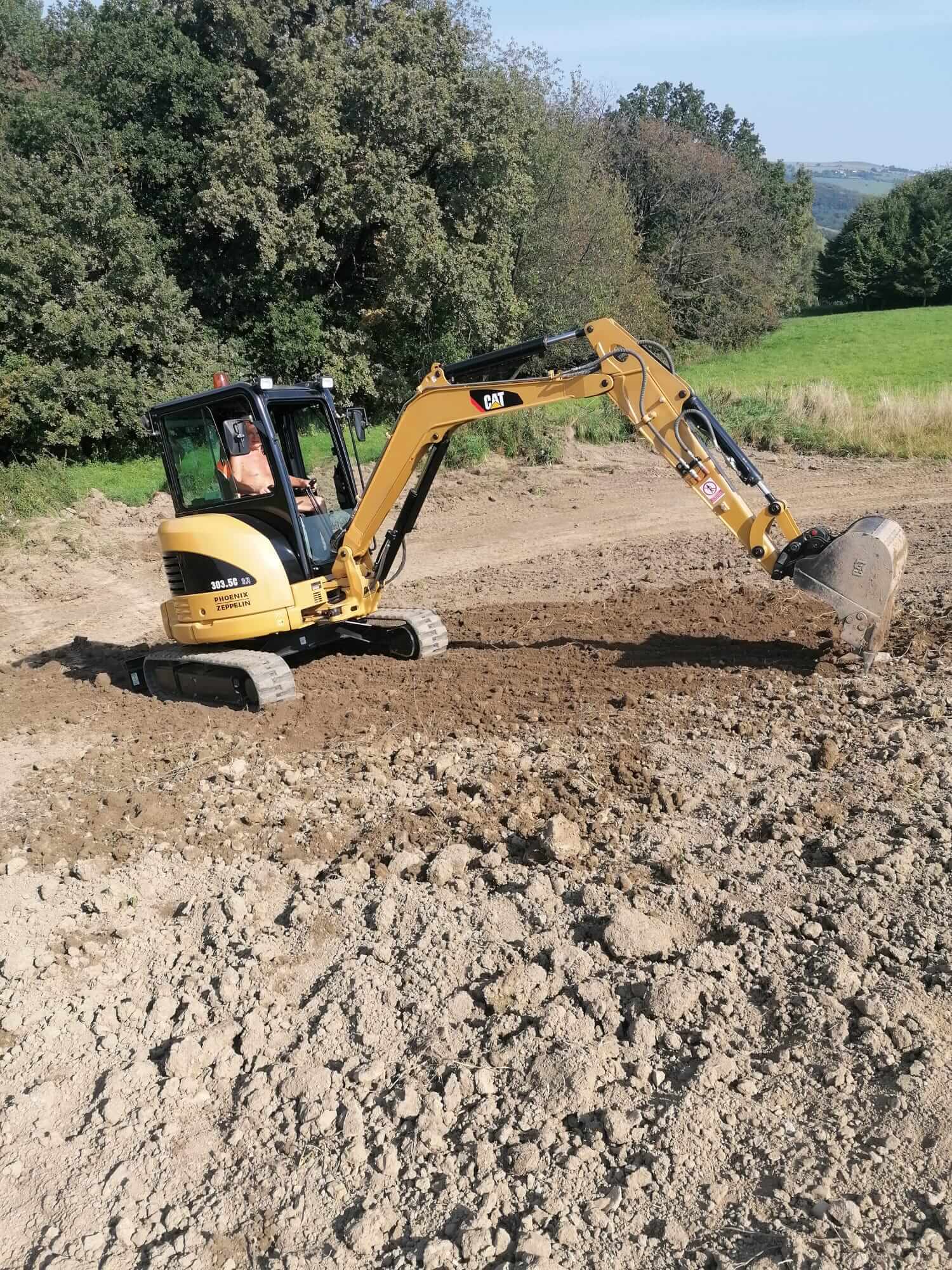 srovnání zahrad a pozemků